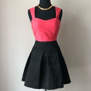 NWOT Sweetheart Neckline Crop top